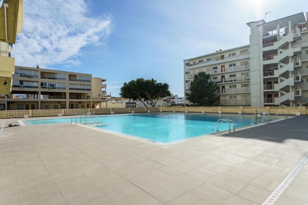 Malagasuite Carihuela Seaviews Torremolinos Exteriör bild